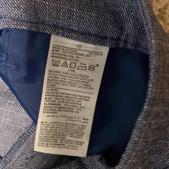 Old Navy Pants with Stretchy Waist - Picture 5 of 5